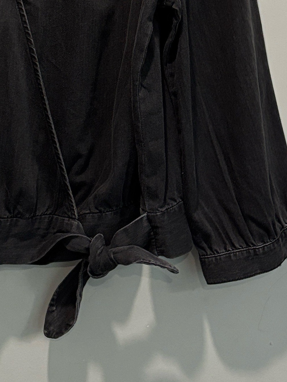 Madewell Black Denim Wrap Tie Front Blouse Puff Sleeve Size L - Picture 5 of 15